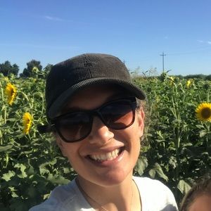 Meet your Posher, Jenni